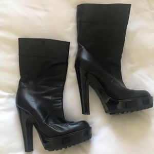 Dolce & Gabbana genuine leather booties